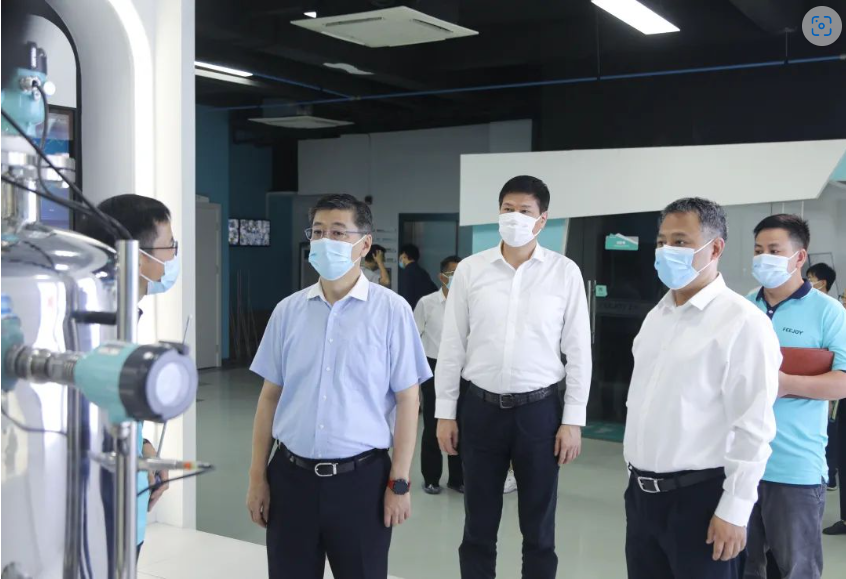 区委书记刘健赴高新区开展“新经济、新业态、新模式”调研